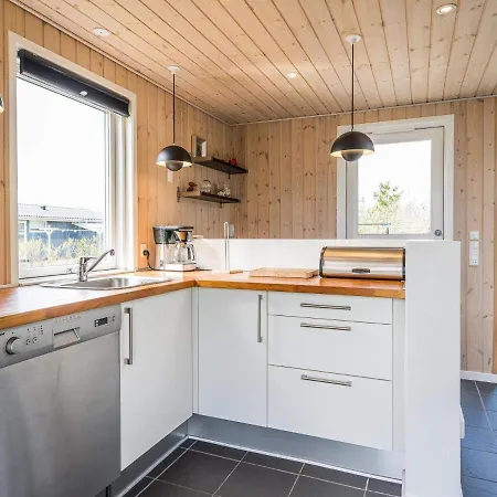 Feriehus Henne Xxxii *